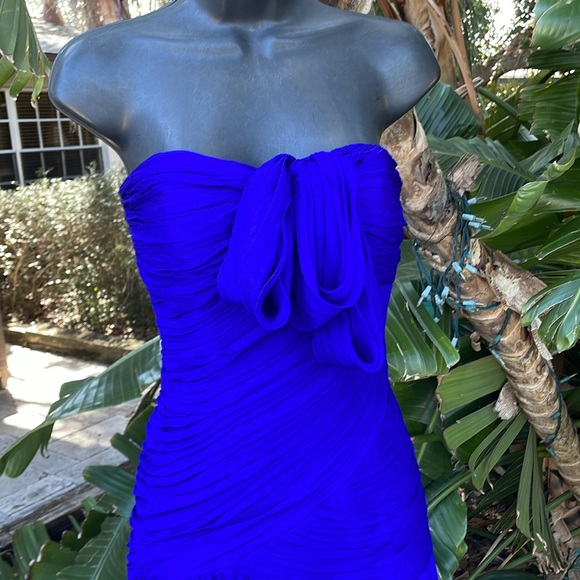 Mikael Aghal Dresses & Skirts - Mikael Aghal pure silk, strapless drop waist gown with front bow or hood
